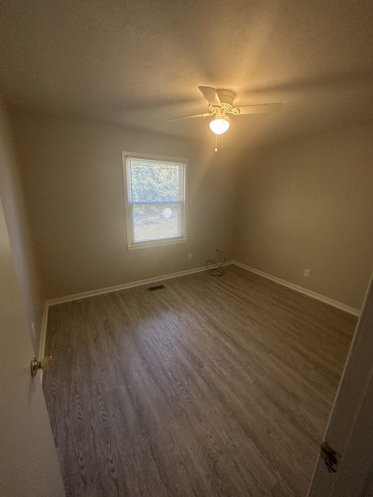 2 Bedroom, 1 Bath Duplex in Tullahoma conveniently located near Arnold AFB! property image