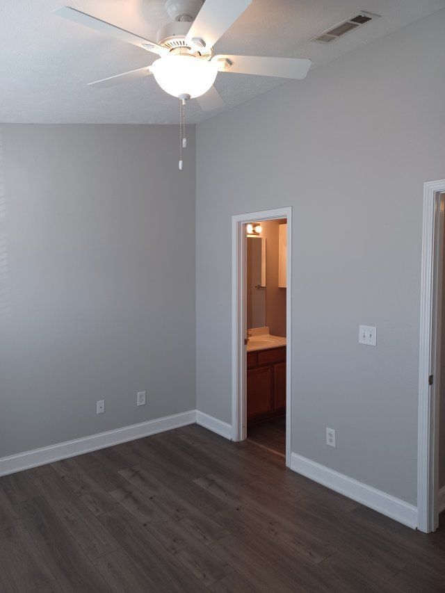 Awesome Location. South Nashville Townhome. Washer & Dryer. property image