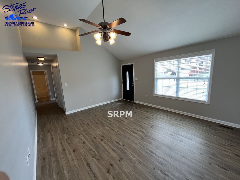 Charming 3 Bed / 2 Bath Ranch-Style Home on Corner Lot – Clarksville, TN property image