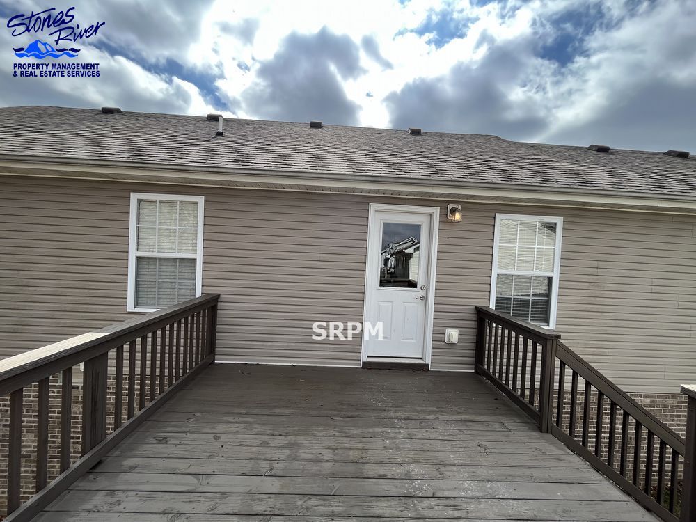 Charming 3 Bed / 2 Bath Ranch-Style Home on Corner Lot – Clarksville, TN property image