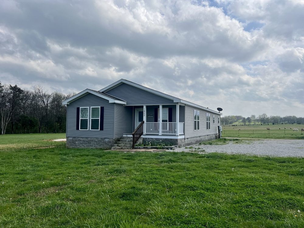 Beautiful 3Br 2Ba Mini Farm, Minutes Outside Shelbyville! property image