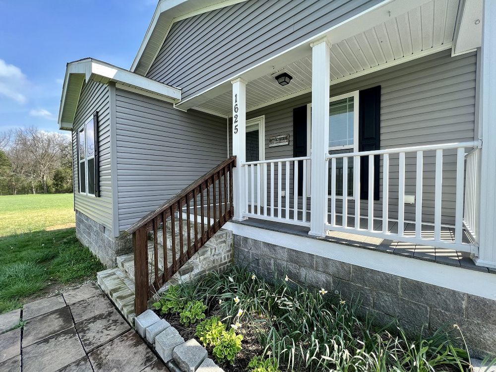 Beautiful 3Br 2Ba Mini Farm, Minutes Outside Shelbyville! property image