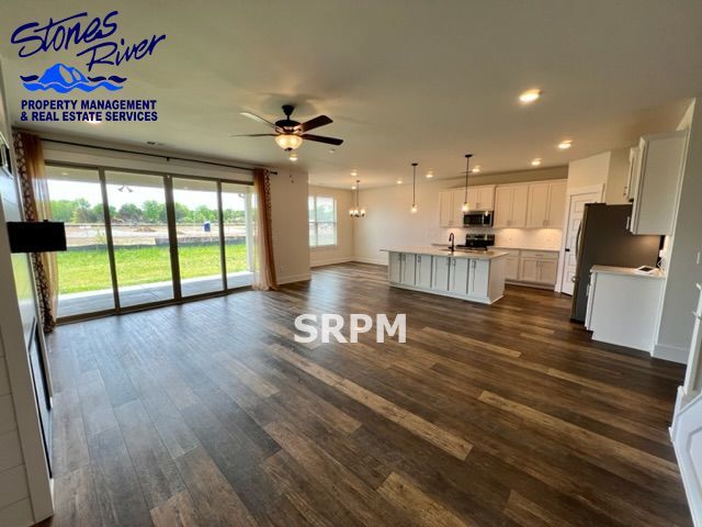 Beautiful 4 Bed/ 3.5 Bath Home in Newly Built Rivers Edge! property image