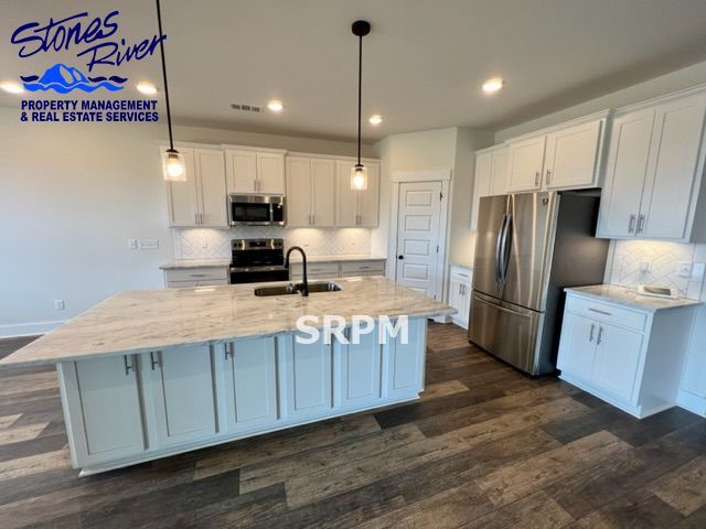 Beautiful 4 Bed/ 3.5 Bath Home in Newly Built Rivers Edge! property image