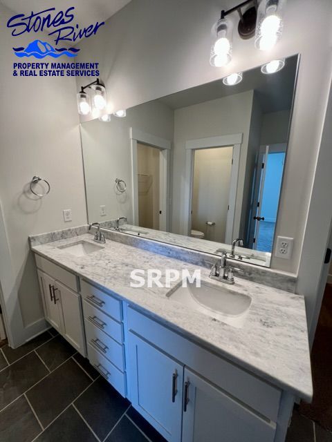 Beautiful 4 Bed/ 3.5 Bath Home in Newly Built Rivers Edge! property image