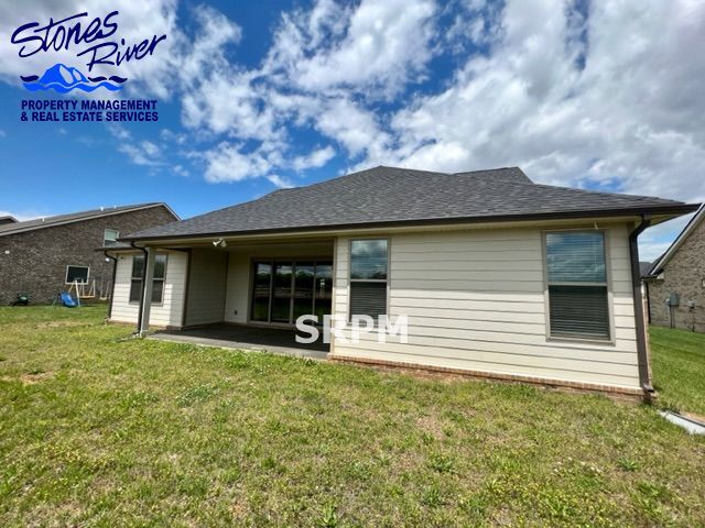 Beautiful 4 Bed/ 3.5 Bath Home in Newly Built Rivers Edge! property image