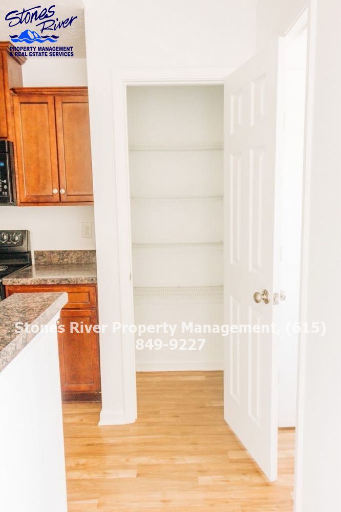 3 BR/ 2.5 BA Townhome in Somerset Springs in Spring Hill! Club House pool, workout area, etc.. property image