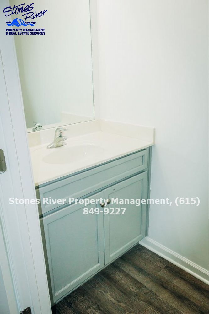 3 BR/ 2.5 BA Townhome in Somerset Springs in Spring Hill! Club House pool, workout area, etc.. property image