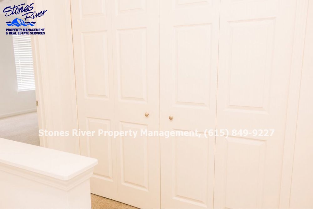 3 BR/ 2.5 BA Townhome in Somerset Springs in Spring Hill! Club House pool, workout area, etc.. property image