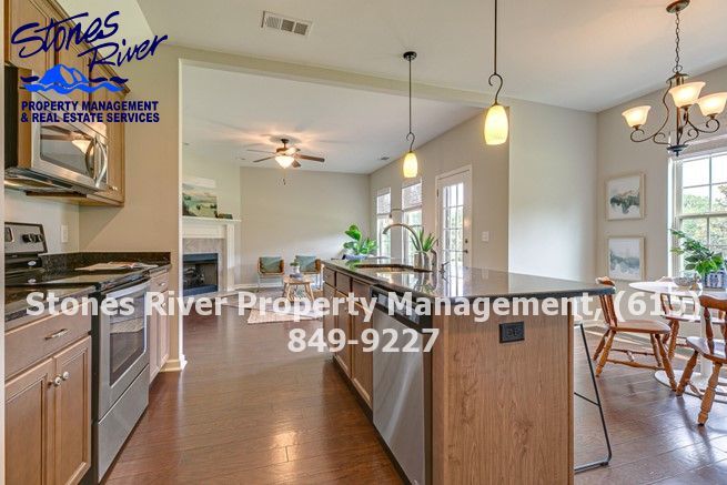 3 Bed / 2.5 Bath Brick Home in Barfield Downs property image