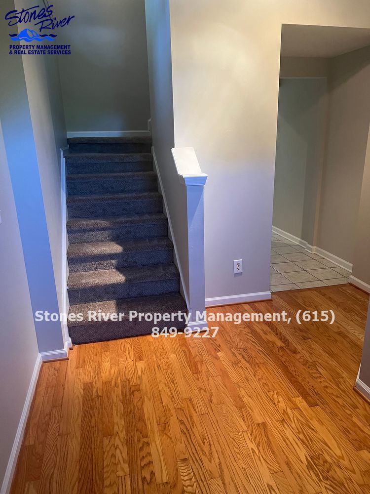 3 story 3/BR 2.5 BA in the heart of Cool Springs and minutes from the Factory in Franklin! property image