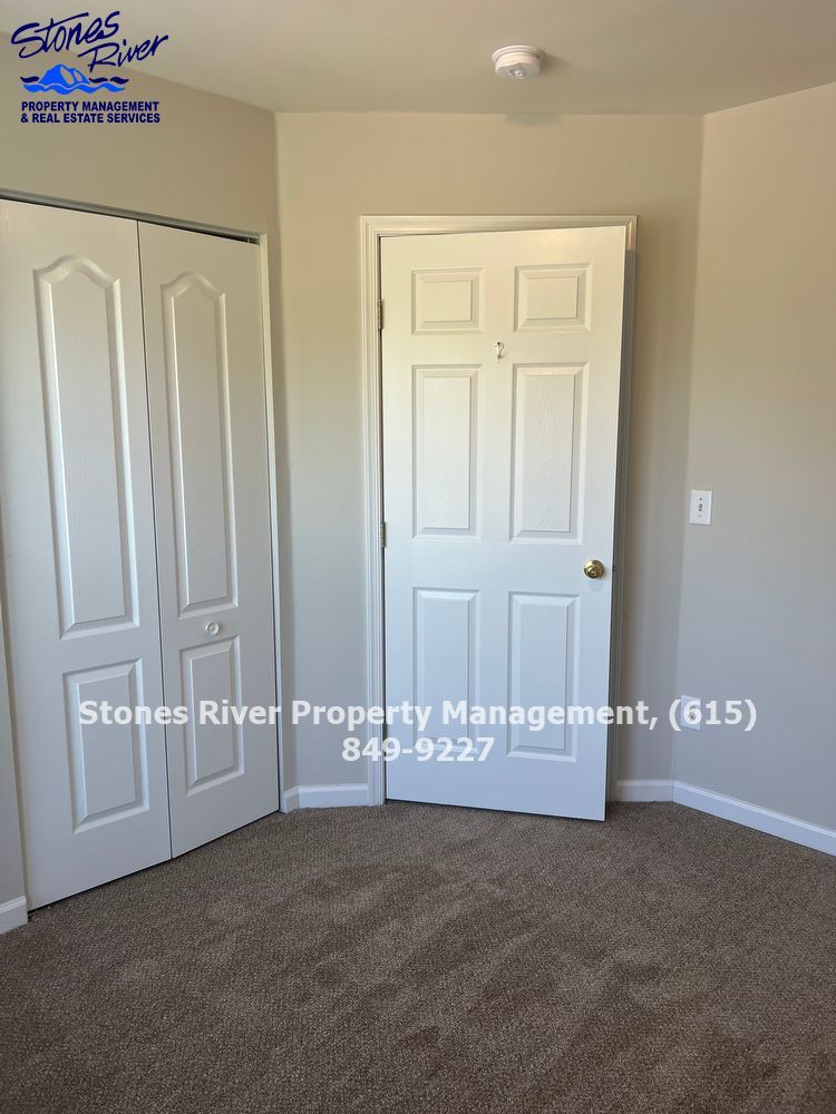 3 story 3/BR 2.5 BA in the heart of Cool Springs and minutes from the Factory in Franklin! property image