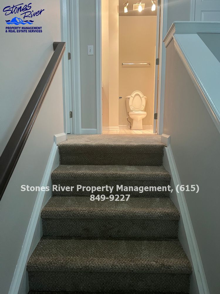 3 story 3/BR 2.5 BA in the heart of Cool Springs and minutes from the Factory in Franklin! property image