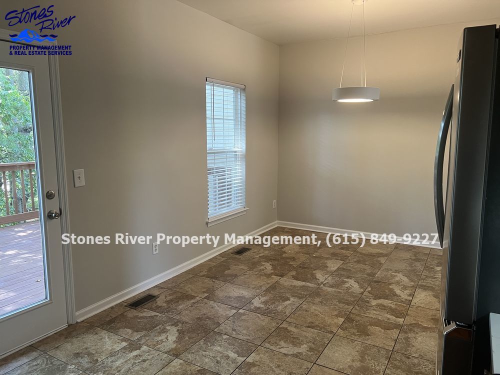 3 story 3/BR 2.5 BA in the heart of Cool Springs and minutes from the Factory in Franklin! property image