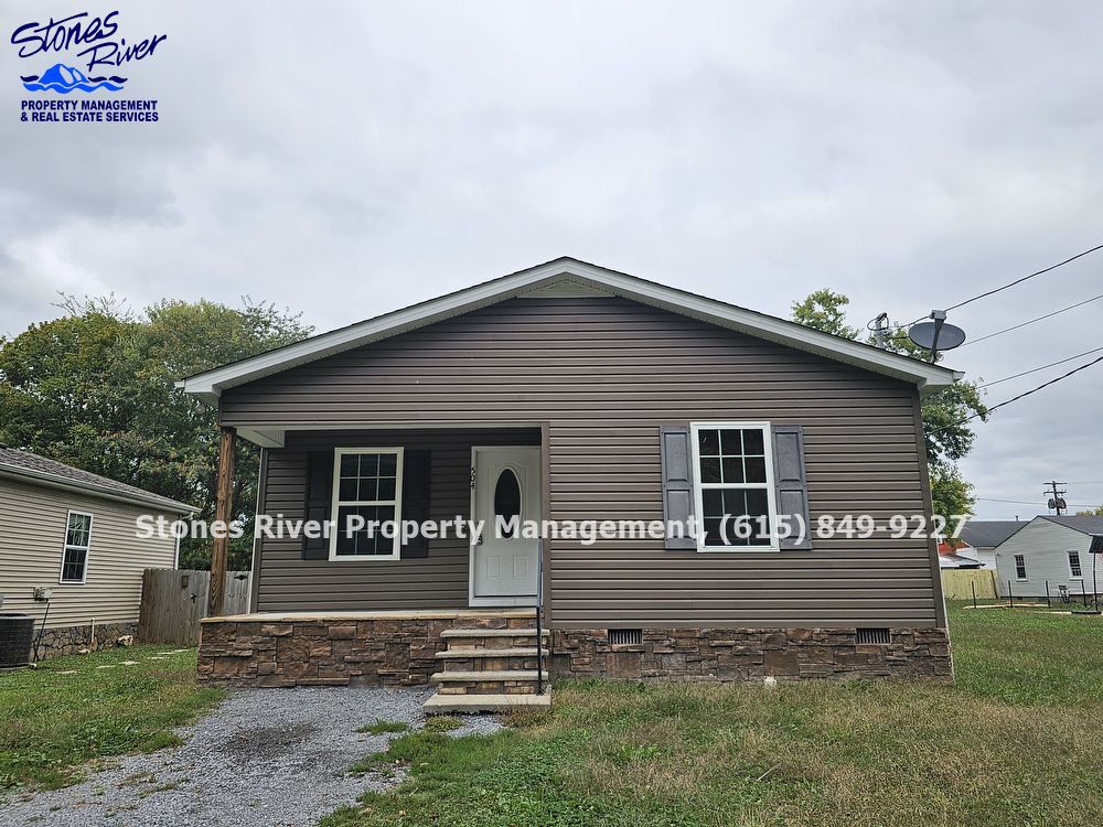 Beautiful Home Near Historic Downtown Tullahoma! property image