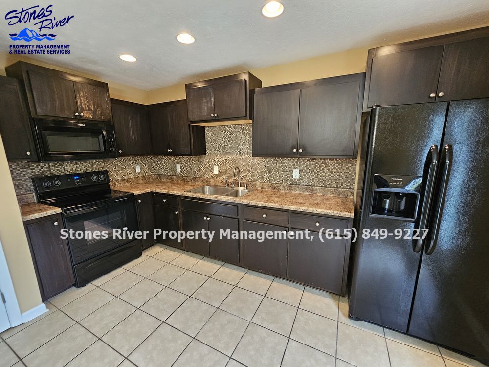 Beautiful Home Near Historic Downtown Tullahoma! property image