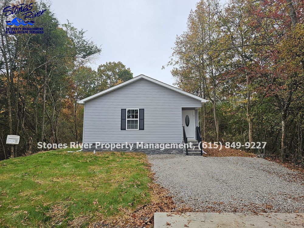 Charming 3 Bedroom Home with Spacious Back Yard... property image