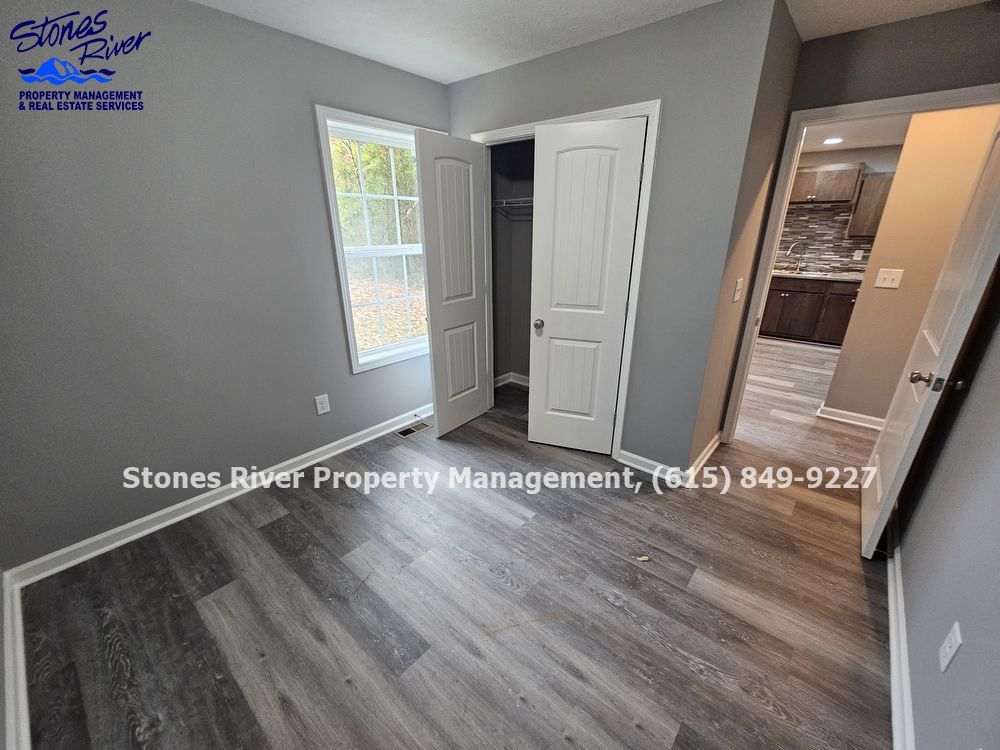 Charming 3 Bedroom Home with Spacious Back Yard... property image