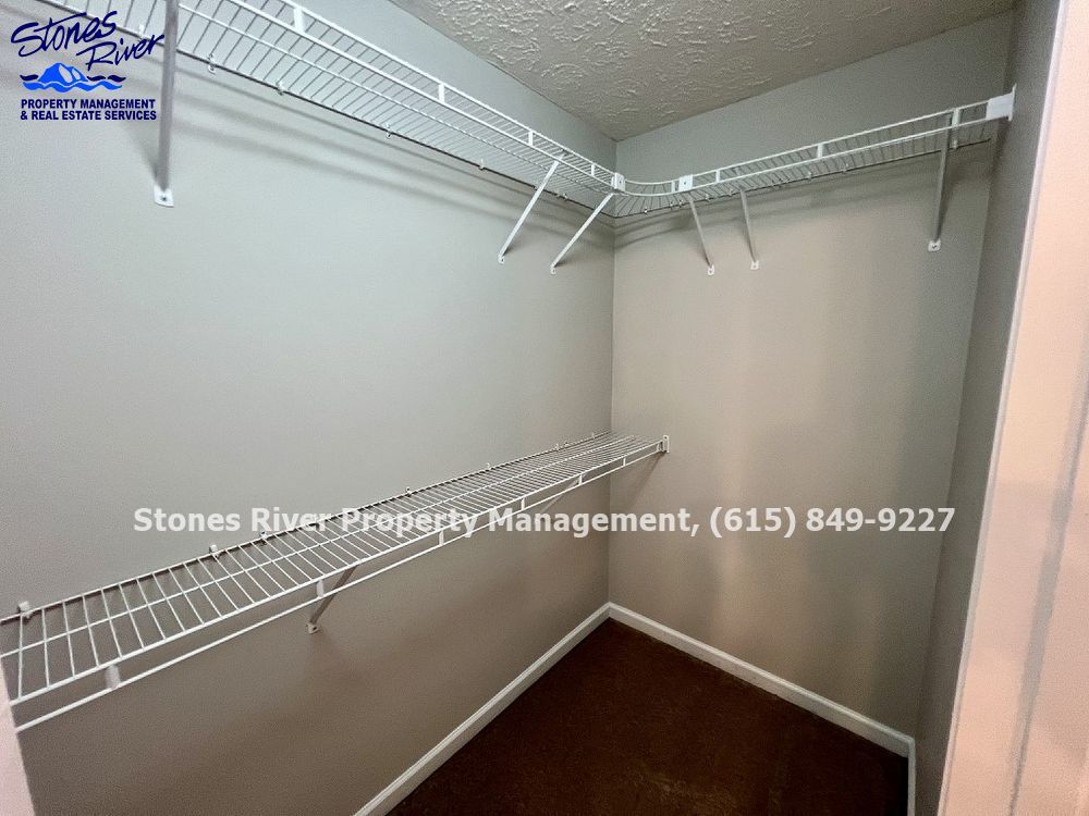 3 Bed/2 Bath W. Bonus & Fenced Yard in West Murfreesboro property image
