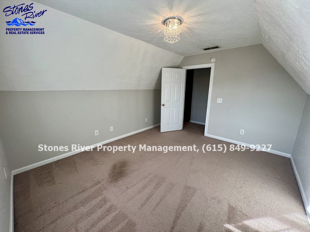 3 Bed/2 Bath W. Bonus & Fenced Yard in West Murfreesboro property image