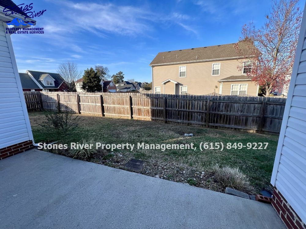 3 Bed/2 Bath W. Bonus & Fenced Yard in West Murfreesboro property image
