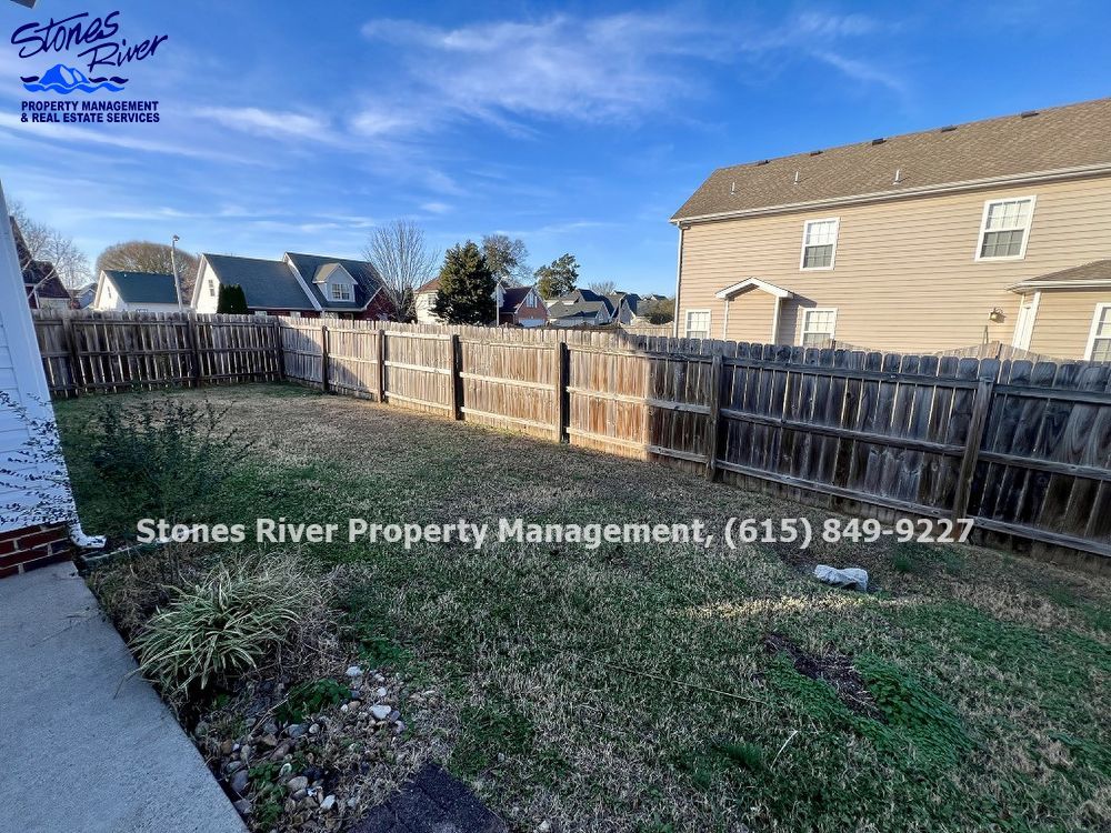 3 Bed/2 Bath W. Bonus & Fenced Yard in West Murfreesboro property image