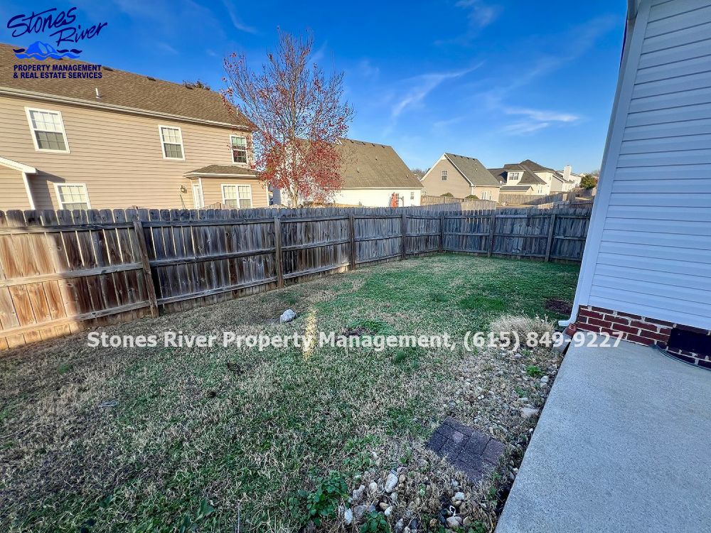 3 Bed/2 Bath W. Bonus & Fenced Yard in West Murfreesboro property image