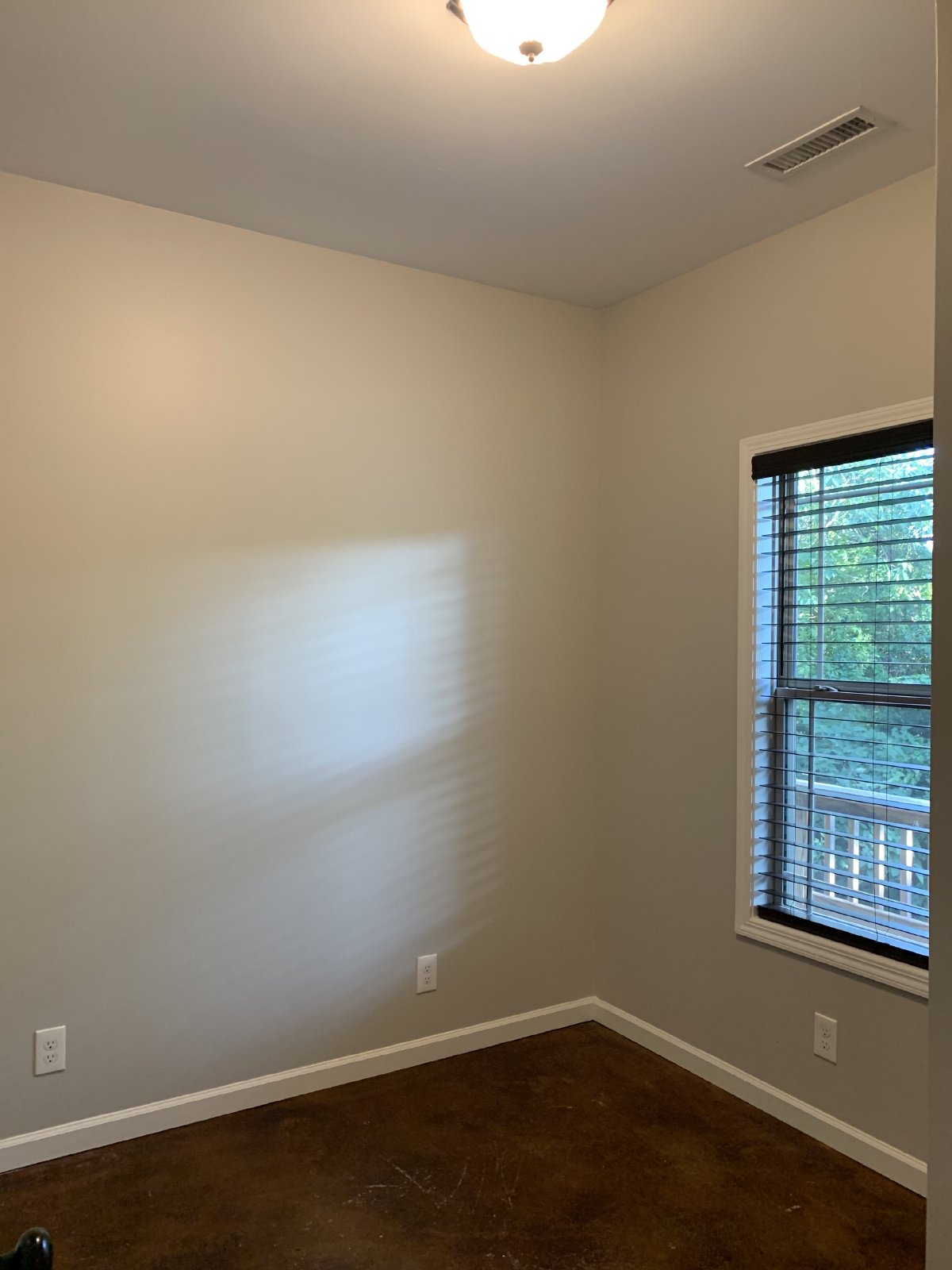 Modern Apartment in Great Central Location! 2 BR, 1 BA, with Deck. property image