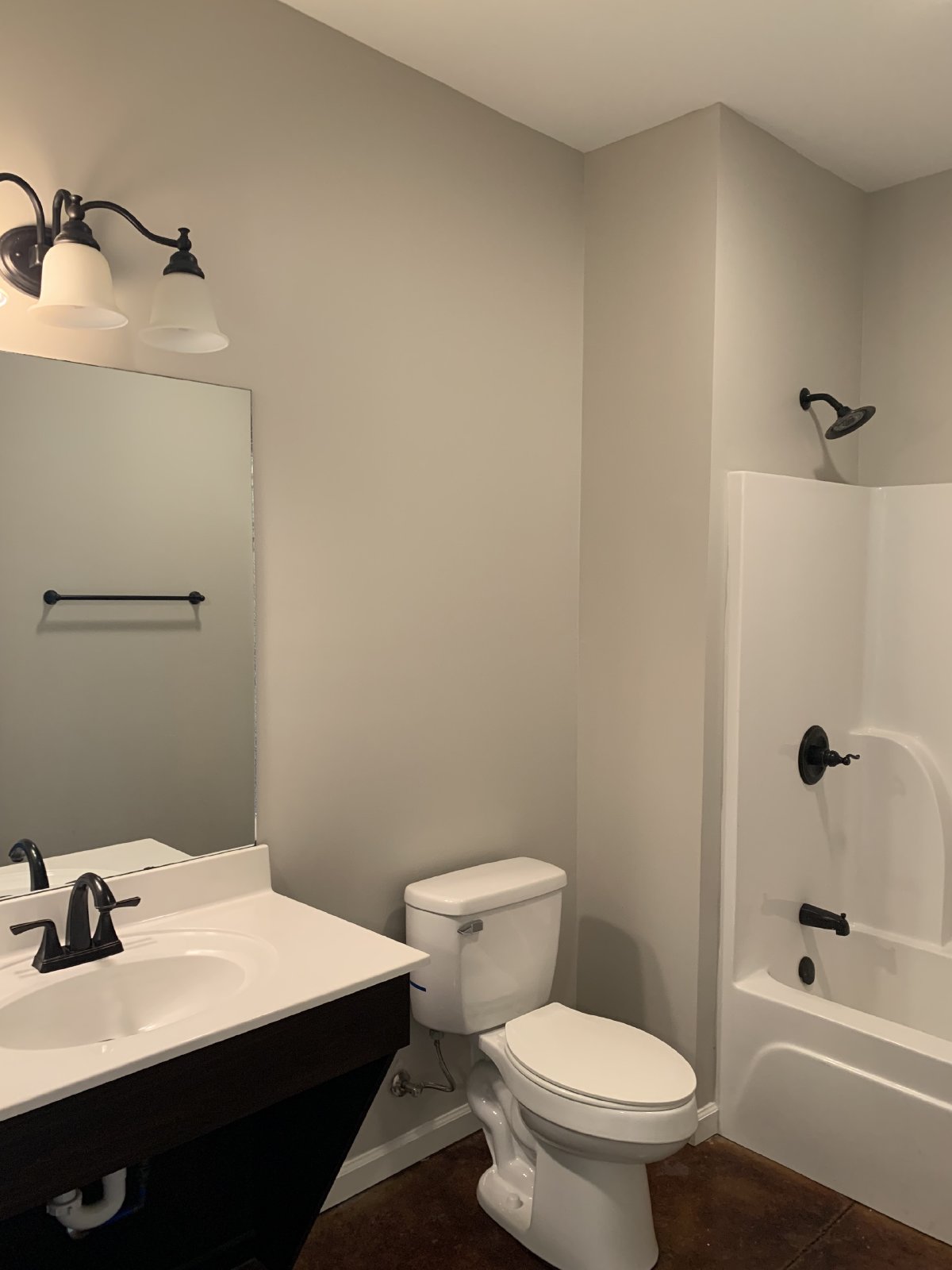 Modern Apartment in Great Central Location! 2 BR, 1 BA, with Deck. property image