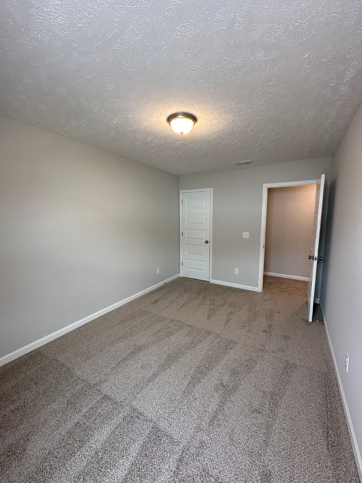 3 Bedroom 2.5 Bath Townhome in Murfreesboro! property image