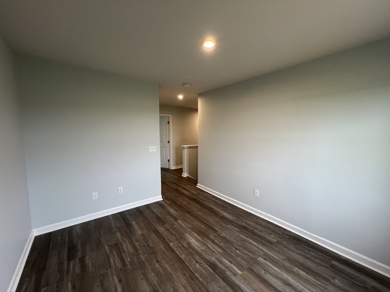 Spacious 4 Bedroom, 2.5 Bath Home plus Bonus Area/Home Office in Christiana! Available Immediately property image