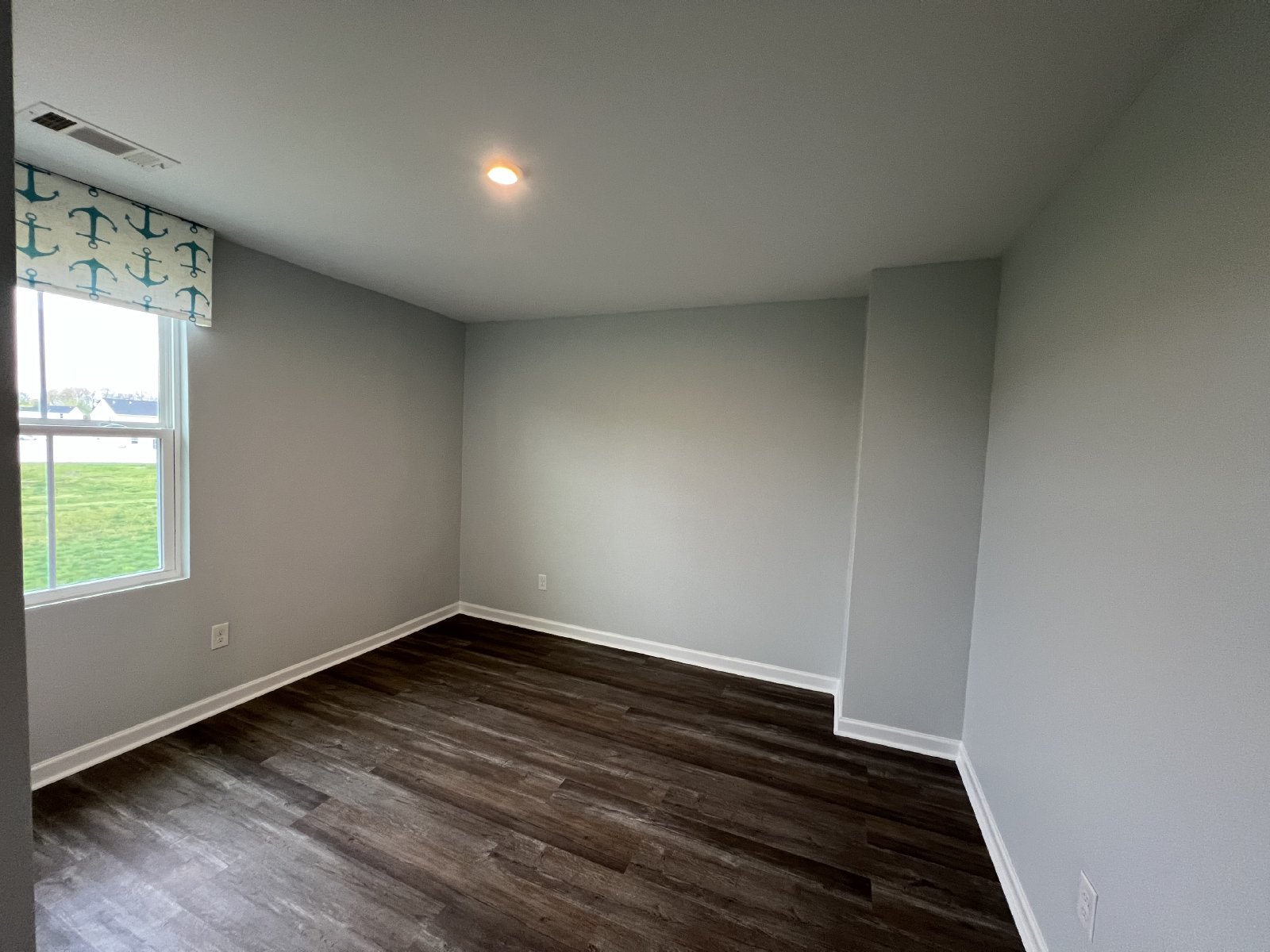 Spacious 4 Bedroom, 2.5 Bath Home plus Bonus Area/Home Office in Christiana! Available Immediately property image