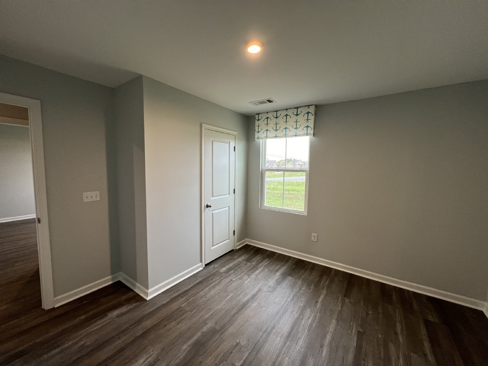 Spacious 4 Bedroom, 2.5 Bath Home plus Bonus Area/Home Office in Christiana! Available Immediately property image
