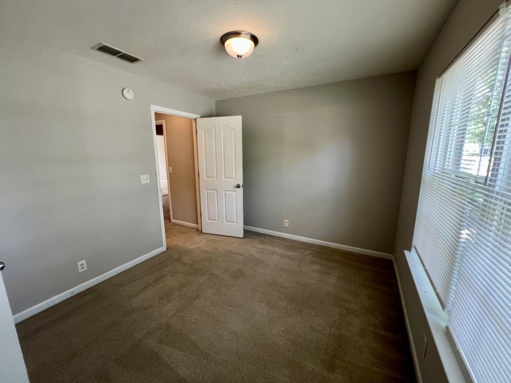 3 Bed, 2 Bath, One level home in BLACKMAN property image