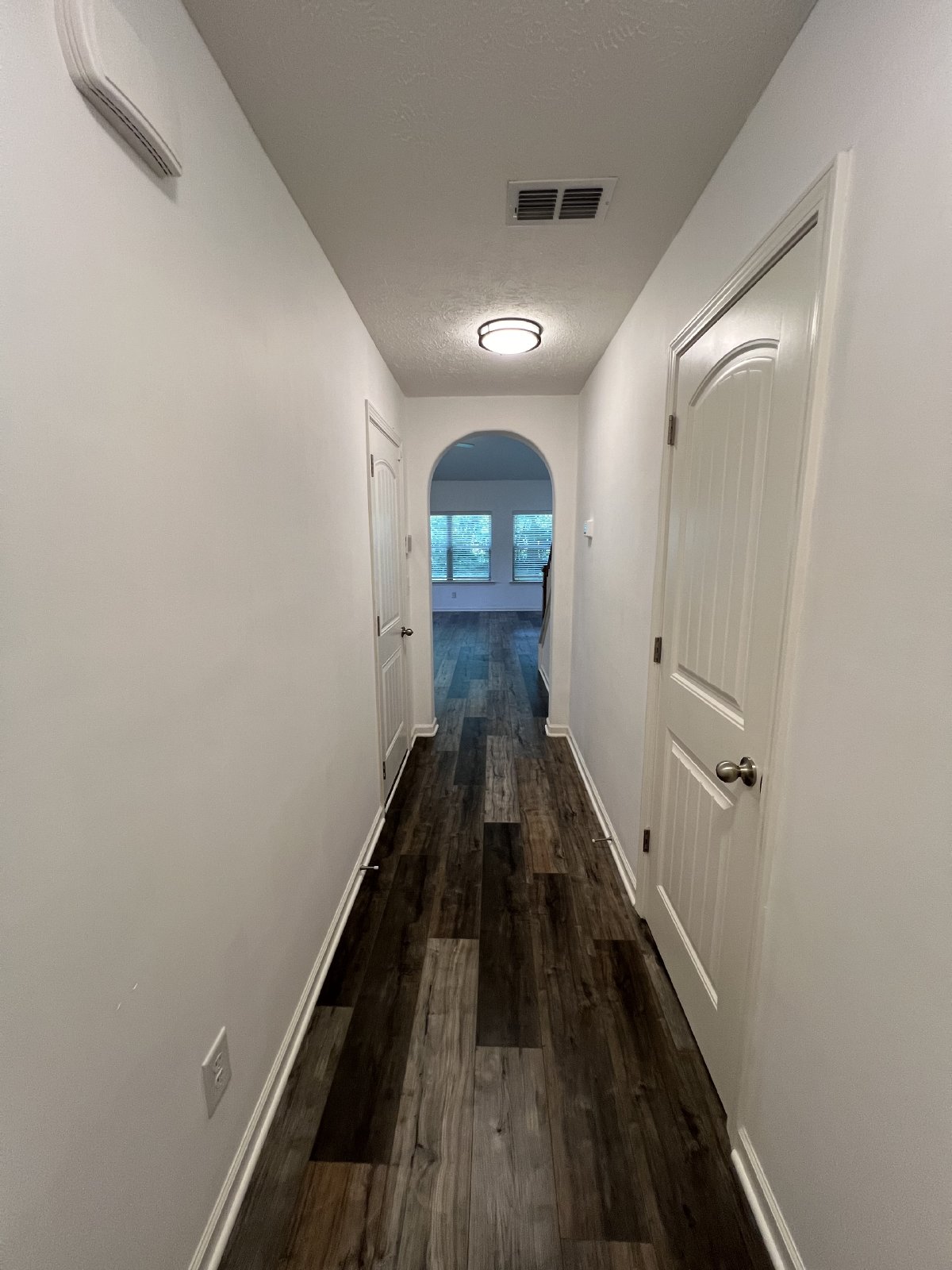 Spacious End Unit 3 BR, 2.5 Bath Townhome in Smyrna - Low Maintenance Living! property image