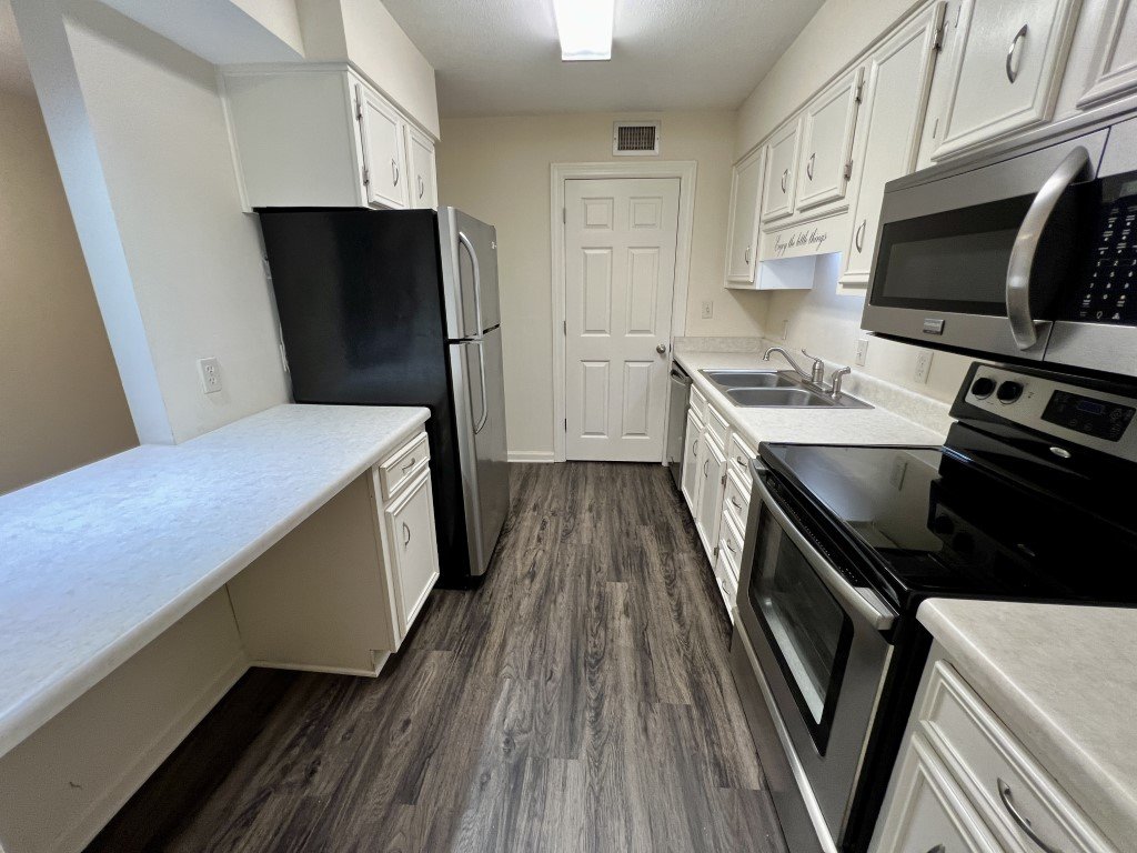 2BR 2BA Spacious Condo at Sanbyrn Hall in Murfreesboro *Free Water* property image