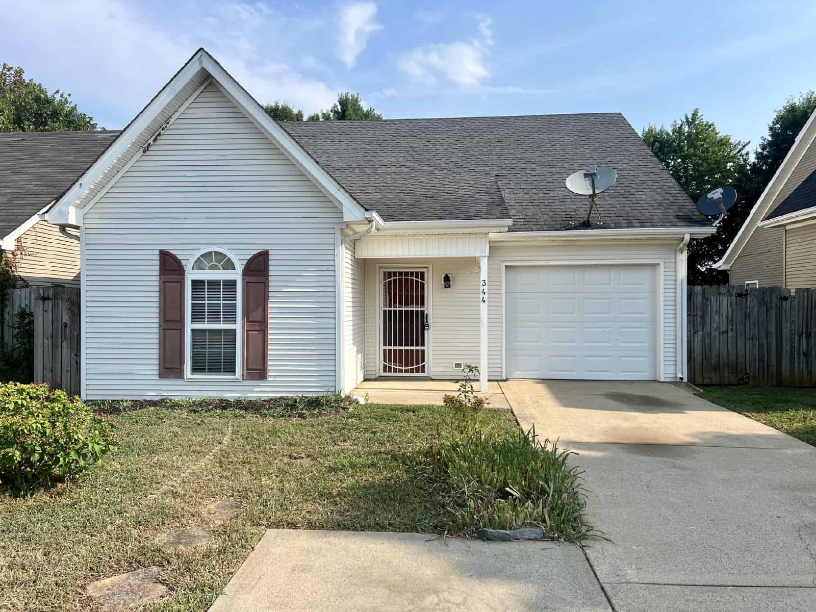 Charming 3-Bedroom Home with Fenced Backyard in South Murfreesboro! property image