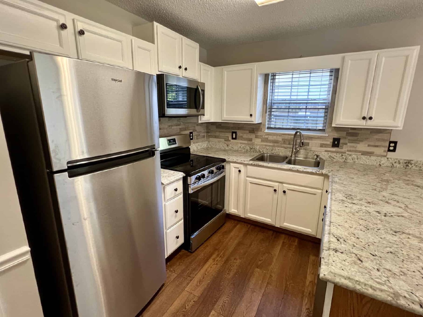 Charming 3-Bedroom Home with Fenced Backyard in South Murfreesboro! property image