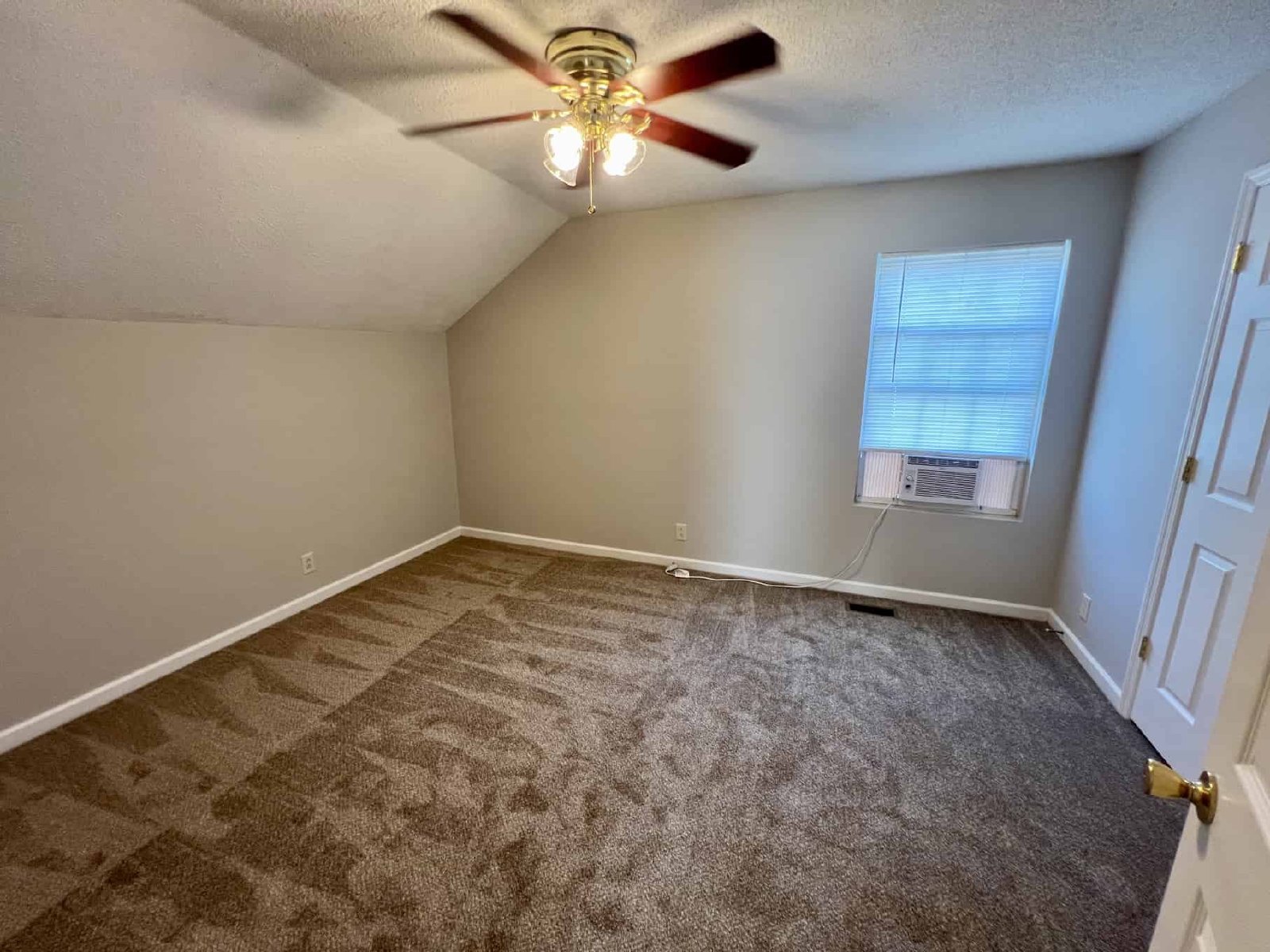 Charming 3-Bedroom Home with Fenced Backyard in South Murfreesboro! property image