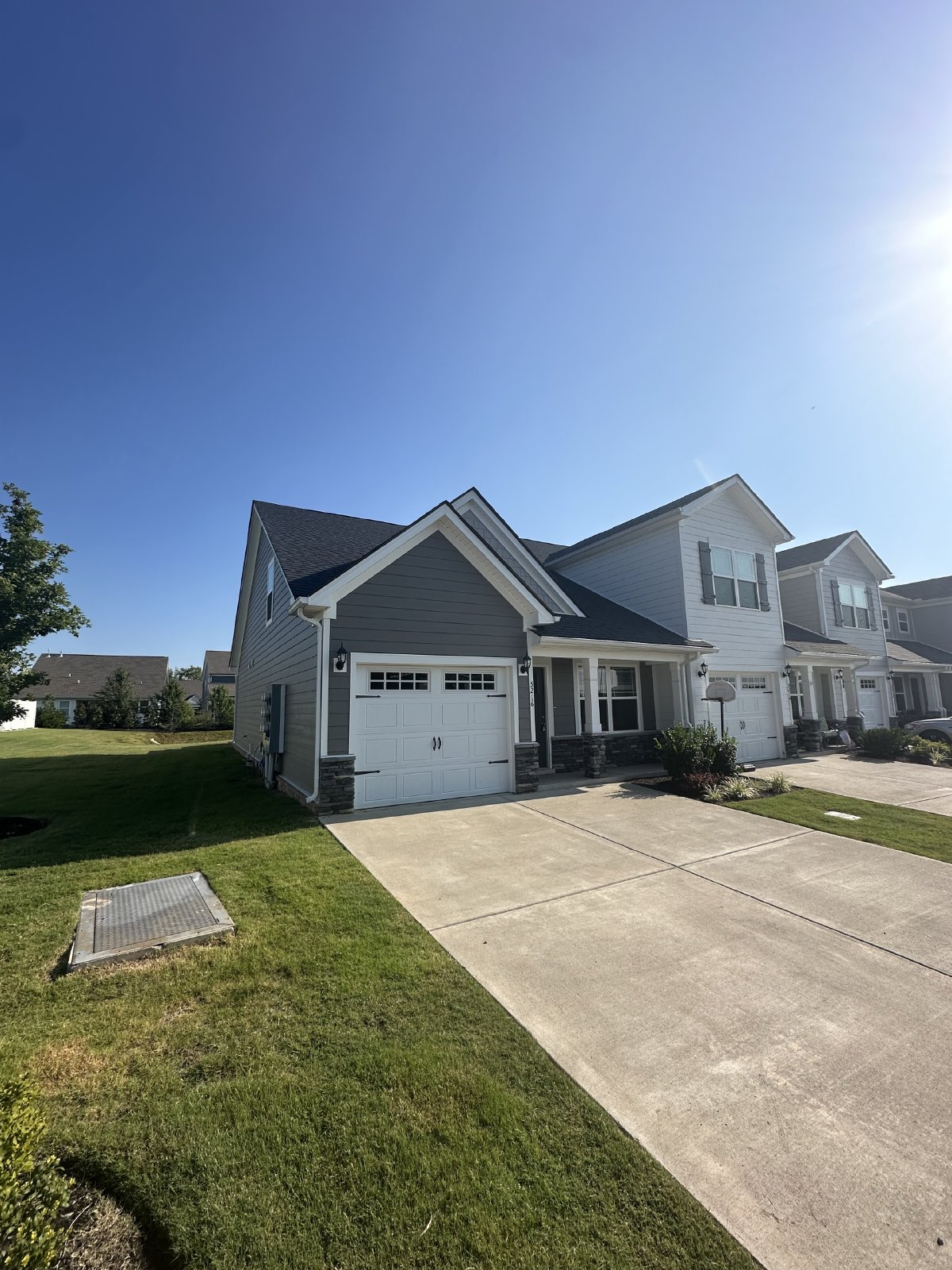 Beautiful 2 Bed 2.5 Bath Townhome *ZONED FOR BLACKMANS SCHOOLS* property image