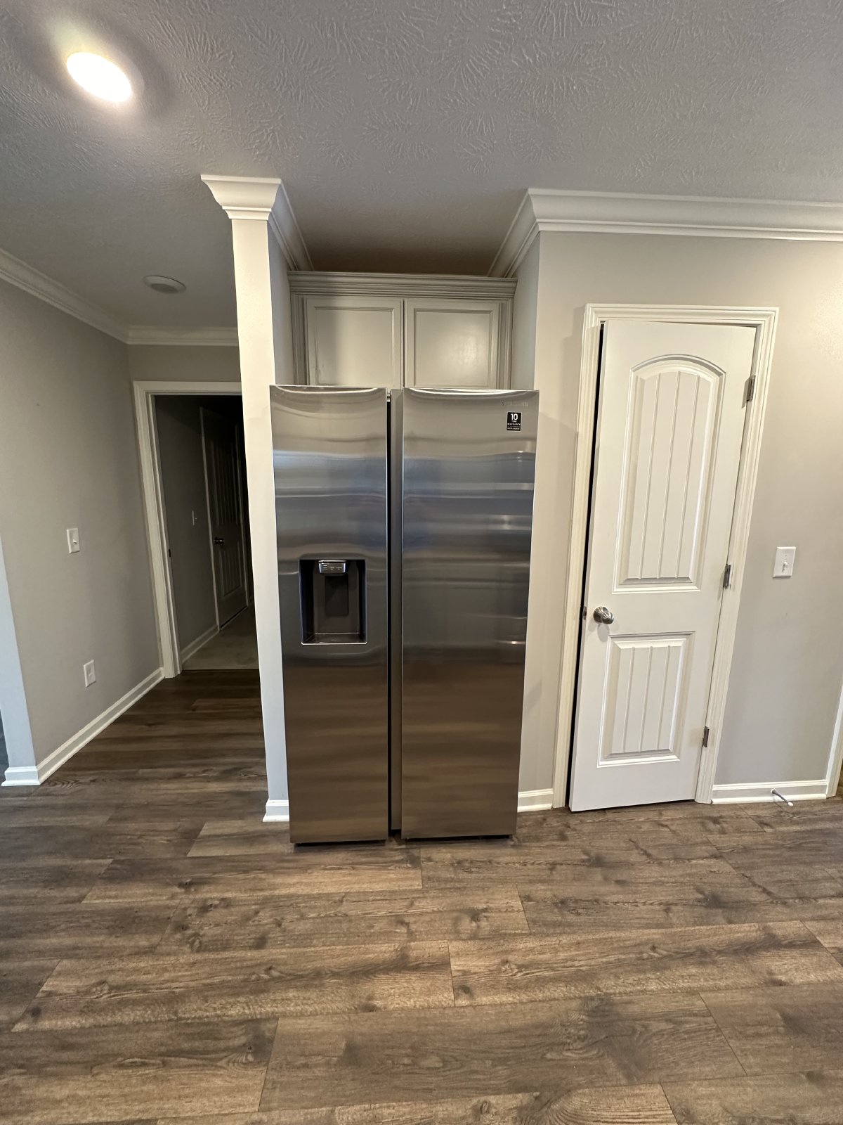 Beautiful 2 Bed 2.5 Bath Townhome *ZONED FOR BLACKMANS SCHOOLS* property image