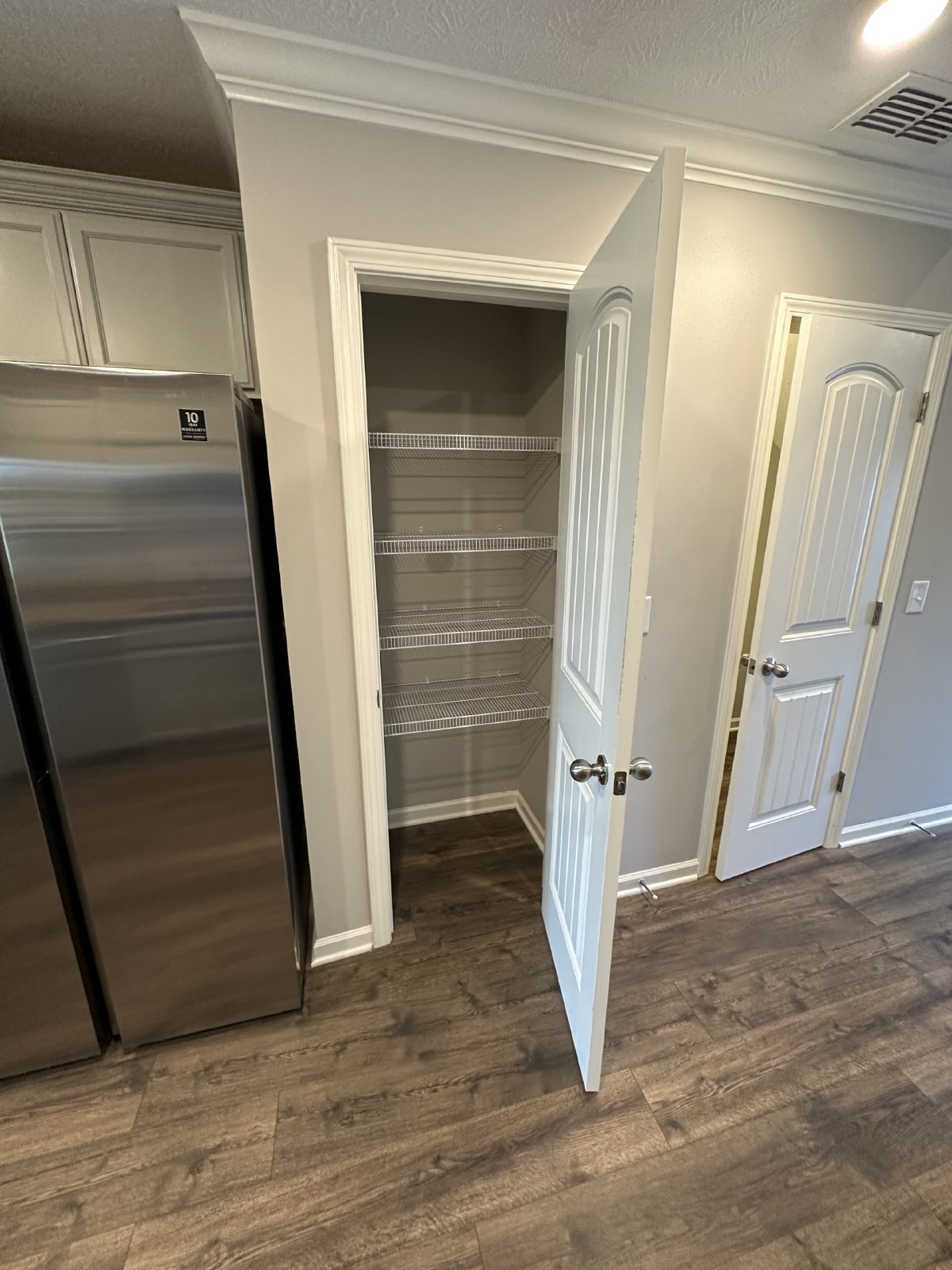 Beautiful 2 Bed 2.5 Bath Townhome *ZONED FOR BLACKMANS SCHOOLS* property image