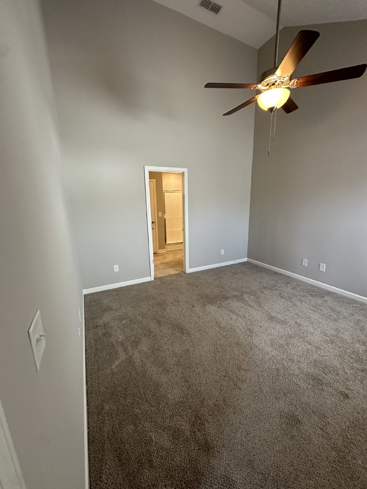 Beautiful 2 Bed 2.5 Bath Townhome *ZONED FOR BLACKMANS SCHOOLS* property image