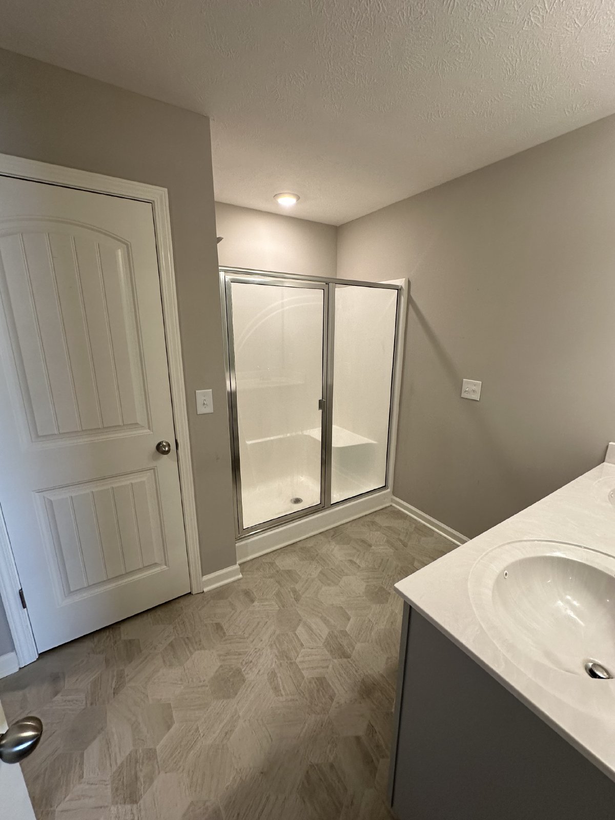 Beautiful 2 Bed 2.5 Bath Townhome *ZONED FOR BLACKMANS SCHOOLS* property image