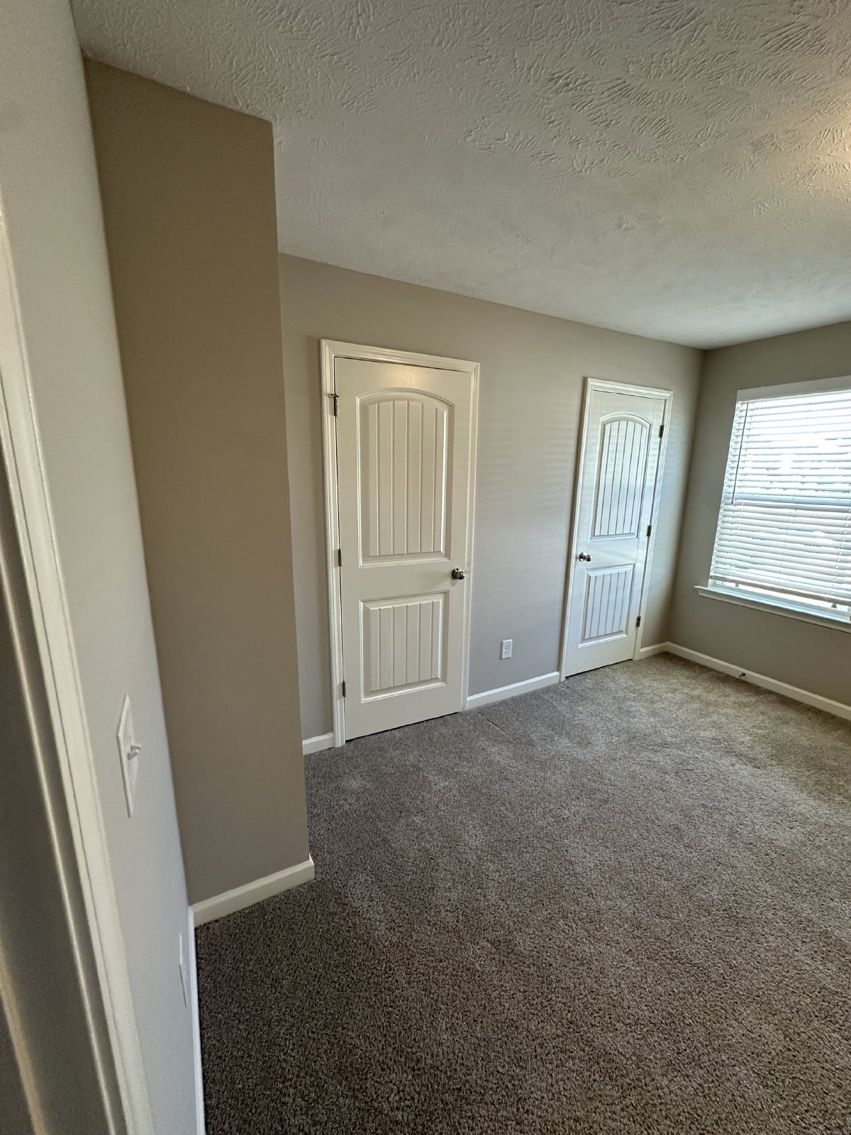 Beautiful 2 Bed 2.5 Bath Townhome *ZONED FOR BLACKMANS SCHOOLS* property image