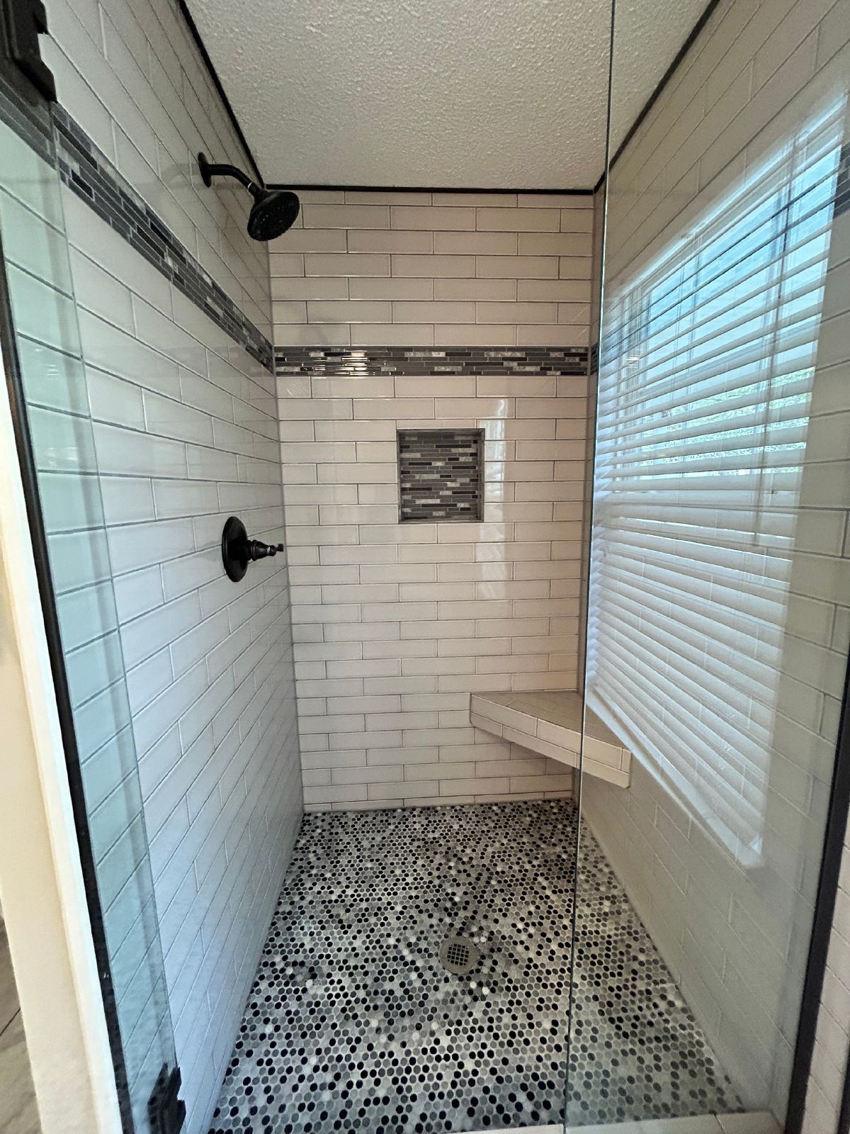 $500.00 OFF JANUARY RENT!! Soddy Daisy Oasis! 3 beds, 2.5 baths, huge garage & yard!Soddy Daisy Oasis! 3 beds, 2.5 baths, huge garage & yard! property image