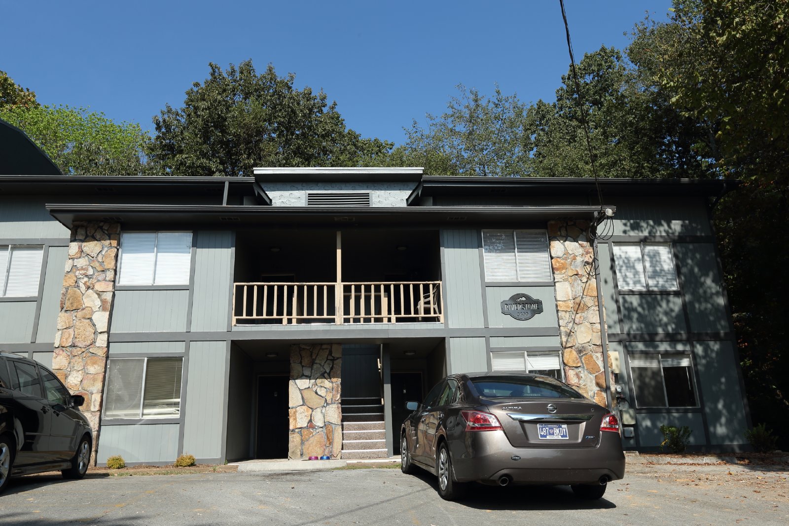 Fully Renovated 2 Bed, 1 Bath, 1st Floor Apartment in East Ridge! property image