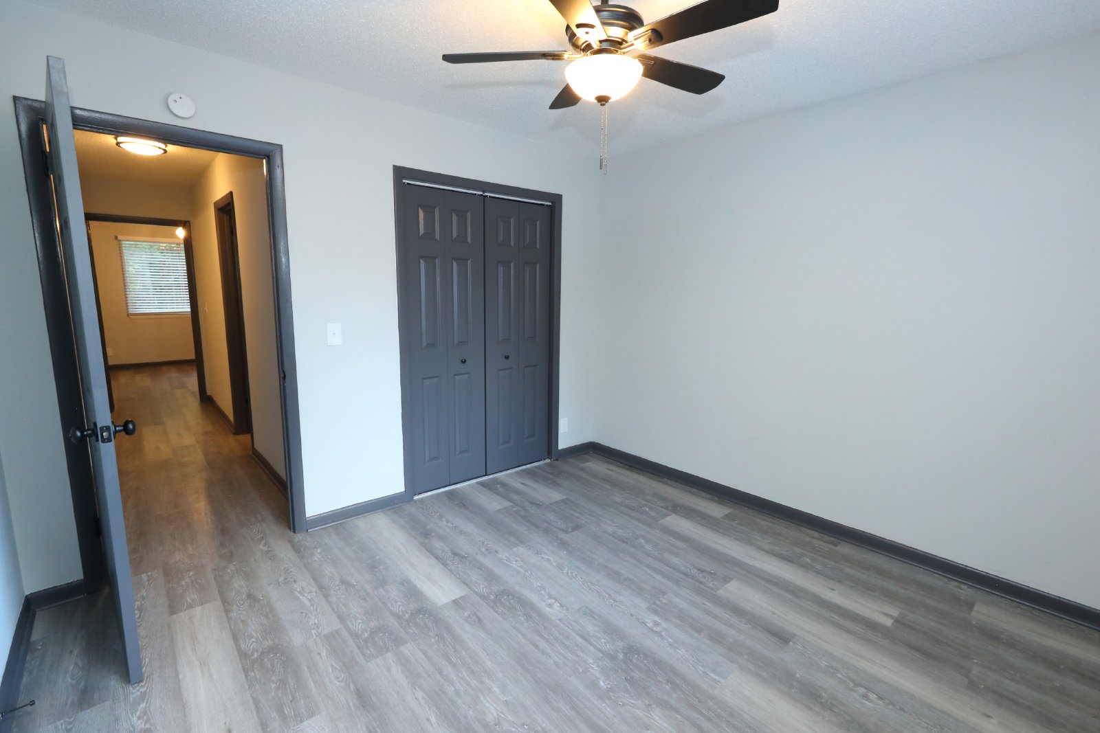 Fully Renovated 2 Bed, 1 Bath, 1st Floor Apartment in East Ridge! property image