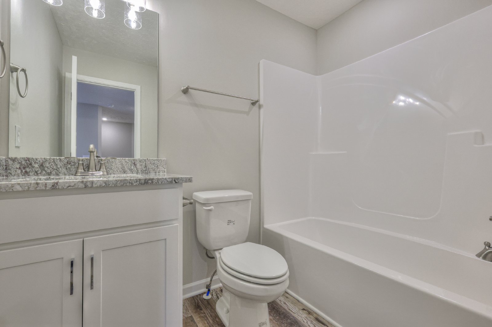 LIKE NEW STUNNING 3 Bed 2.5 Bath in Manchester! property image