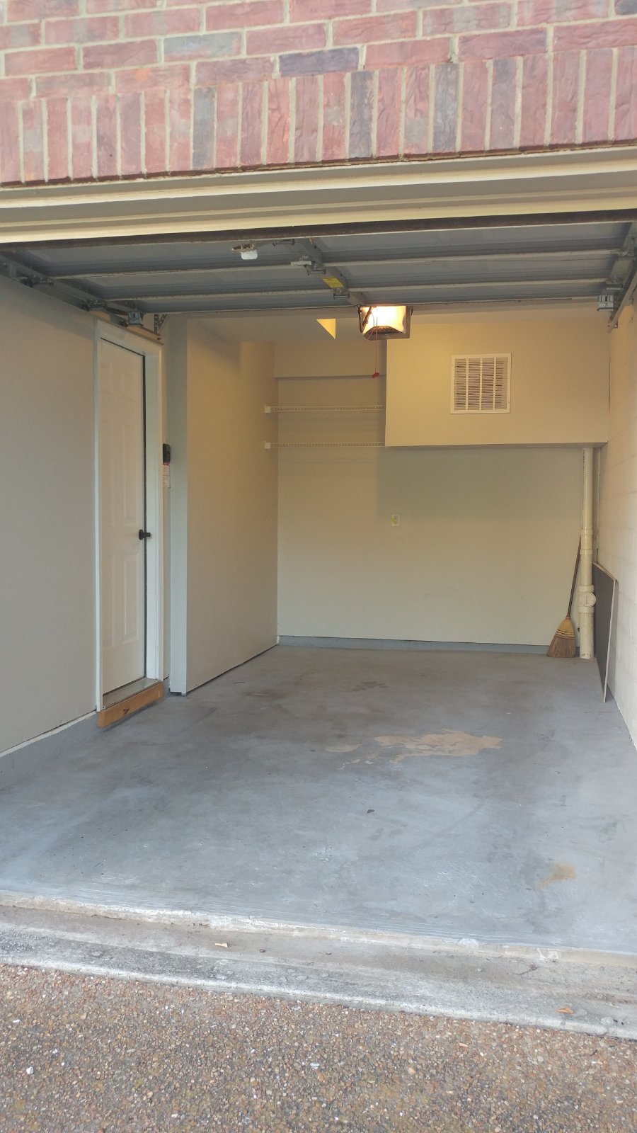 Beautiful 3 Bed 2.5 Bath Townhome Minutes from Cool Springs property image